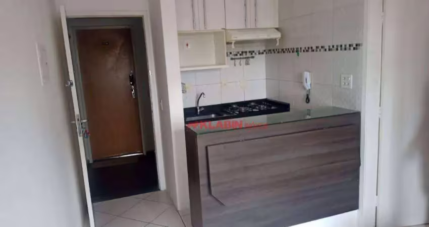 Apartamento com 28m² de área útil - 1 suíte com 1 vaga de garagem - ótima localização em mirandópolis à 300m do metrô praça da árvore -portaria 24 hrs