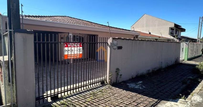 Casa no Cajuru de 200 m² com 4 quartos