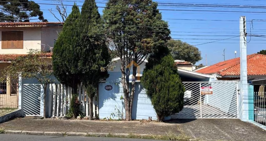 Casa à venda no Santa Quitéria - Curitiba - Área Total: 350 m² | 5 Quartos | 2 Banheiros | Escritório | Edícula com Churrasqueira
