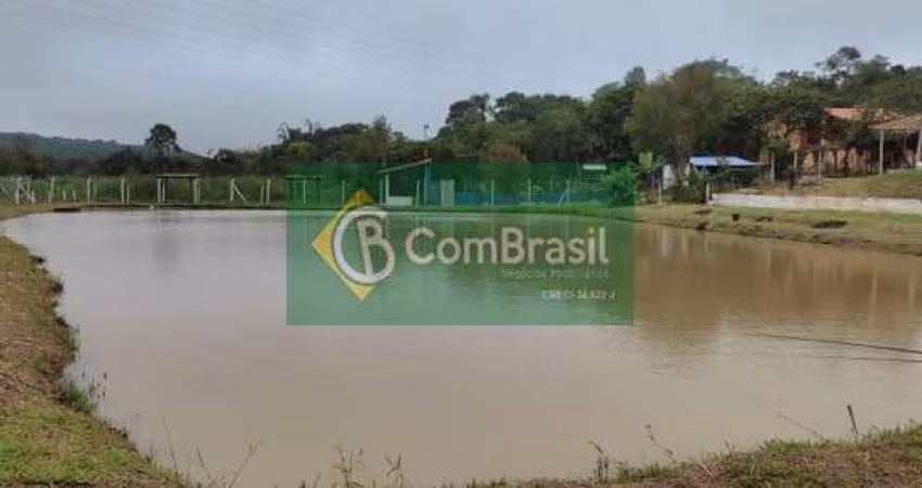 CHÁCARA Á VENDA COM PESQUEIRO  - BIRITIBA USSU - SP