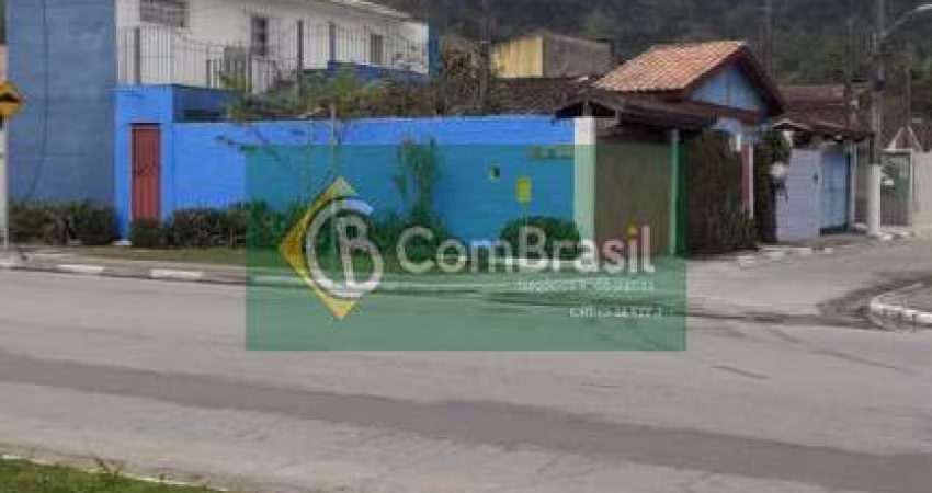 Casa para Venda em Caraguatatuba - 3 dormitórios