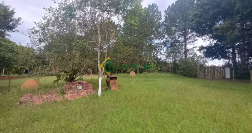 Represa de Taiçupeba. O local é ideal para descansar, e desfrutar de bons momentos em família. Rodeado por uma natureza exuberante.