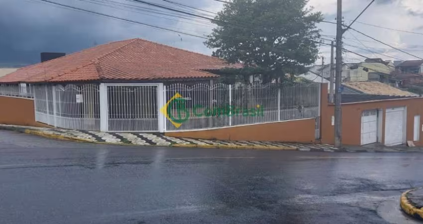 Vende ou Aluga - Casa Térrea 3 dormitórios - Socorro - Mogi das Cruzes SP