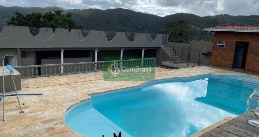 Casa Térrea para Locação ou  Venda, 03 dormitórios, 01 suíte, 05 Vagas, Vila São Paulo