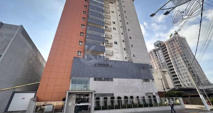 Apartamento à venda no Centro de Balneário Piçarras-SC: 2 quartos, 1 suíte, 1 sala, 2 banheiros, 1 vaga de garagem, 71,22 m²!