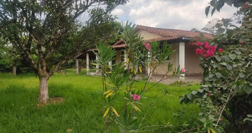 chácara Araçoiaba da Serra 1.480 m2 Cercado