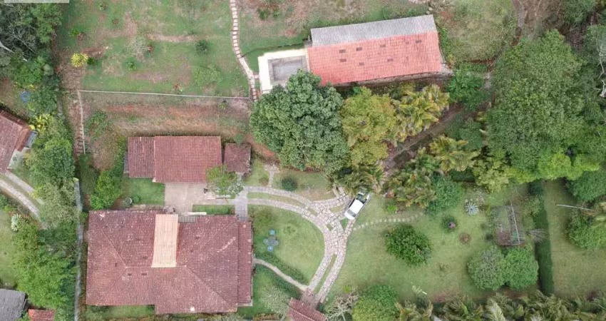 Casa para venda em teresópolis, serrinha, 3 dormitórios, 1 suíte, 1 banheiro, 4 vagas