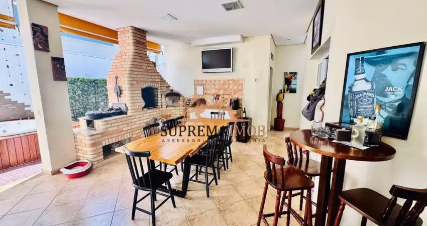 Casa sobrado com 4 suítes á venda , condomínio villa dos inglezes