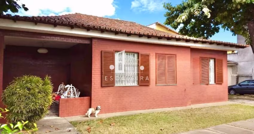 CASA À VENDA EM CABO FRIO RJ