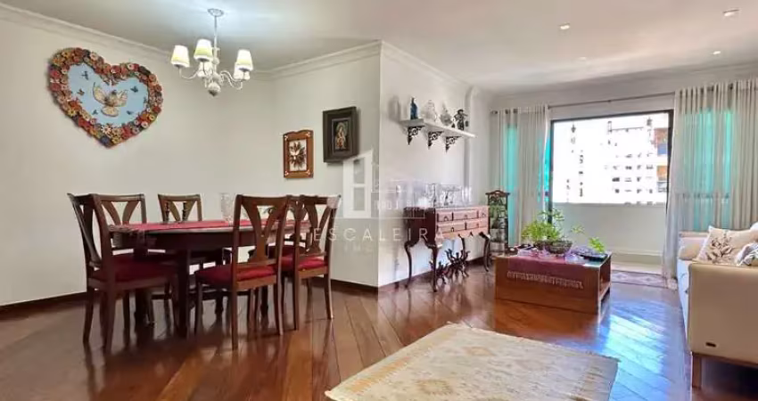Apartamento à venda em teresópolis-rj, bairro agriões: 3 quartos, 1 suíte, 4 banheiros, 1 vaga de garagem, 141,34 m² de área.