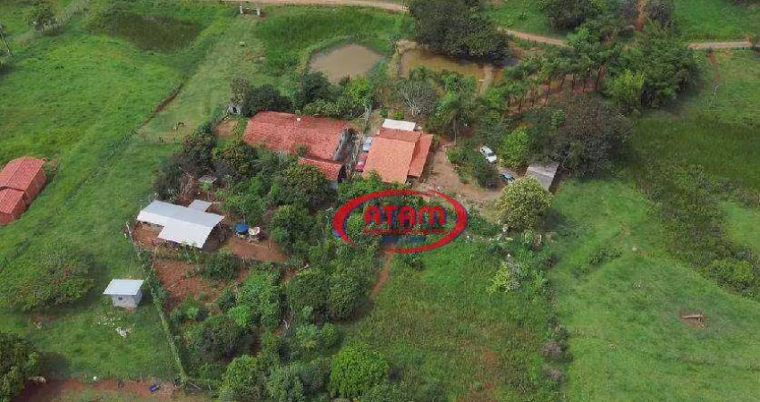 Chácara em Socorro - 17.000 m² com casa sede e 3 lagos com peixes