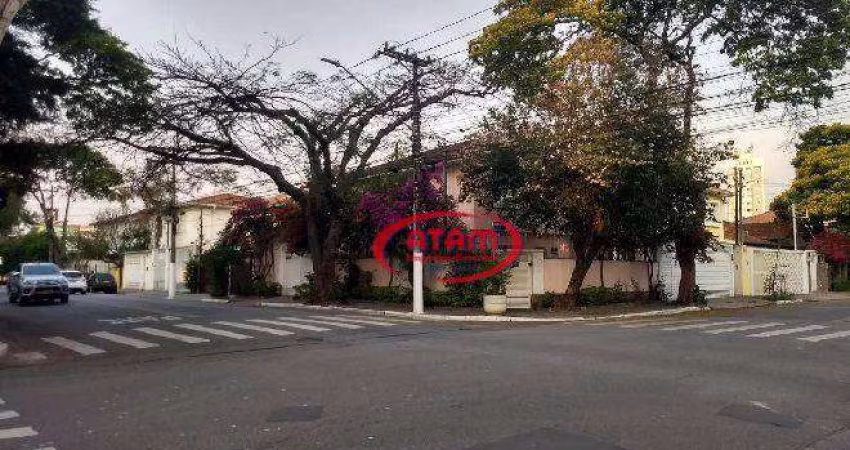 RESIDÊNCIA DE PADRÃO ALTO EM CAMPO BELO