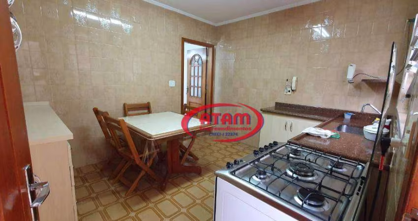 Sobrado Excelente - Localização privilegiada - 1 vaga