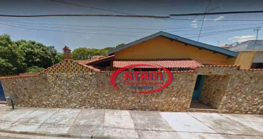 Ótima residência no andrea ville-5 dorm. 2 sts-terreno com 600m²-272 m² de área construída