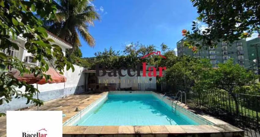 Casa com 5 quartos à venda na Rua Albano, Praça Seca, Rio de Janeiro