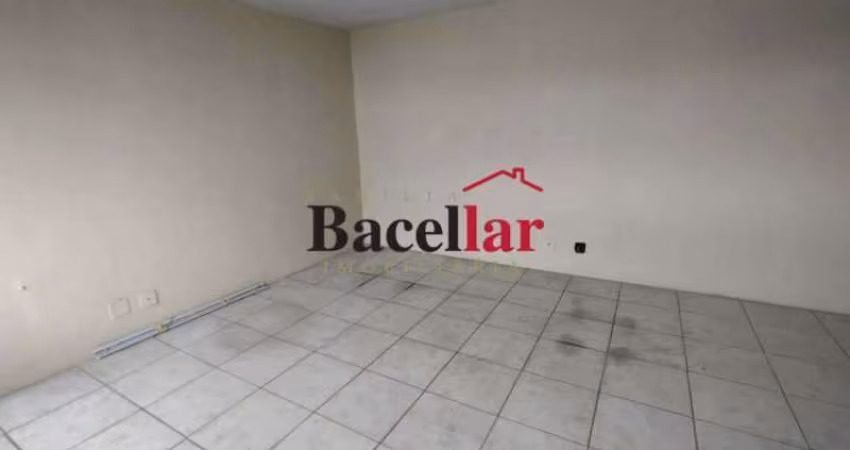 Sala comercial com 1 sala à venda na Rua Medina, Méier, Rio de Janeiro