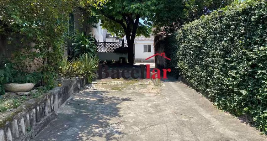 Casa com 5 quartos à venda na Rua da Pátria, Água Santa, Rio de Janeiro