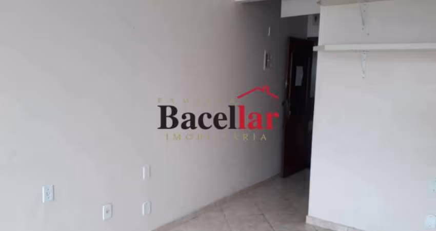Sala comercial para alugar na Rua Dias da Cruz, Méier, Rio de Janeiro