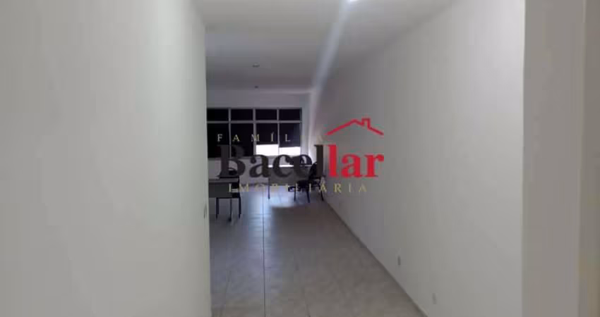 Sala comercial com 1 sala para alugar na Estrada do Galeão, Galeão, Rio de Janeiro