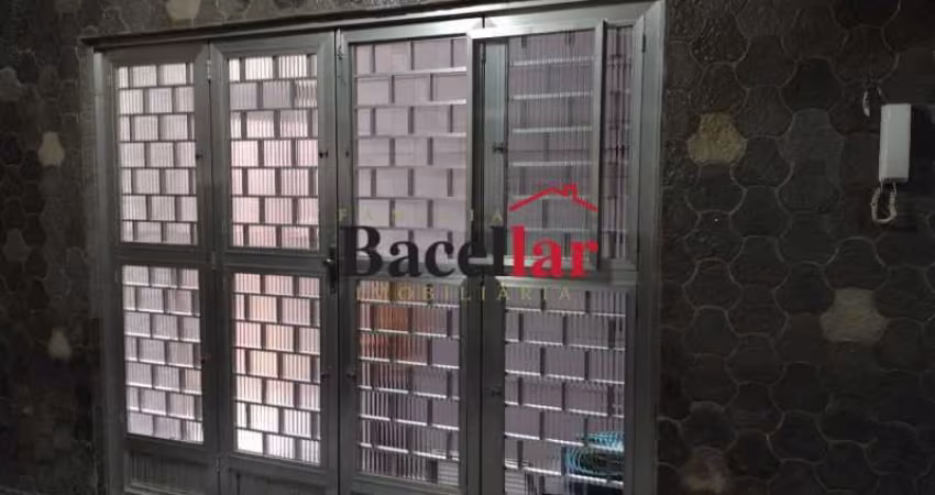 Casa com 2 quartos à venda na Rua Barão do Bananal, Cavalcanti, Rio de Janeiro