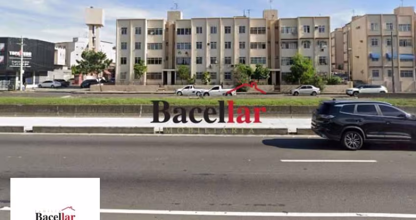 Apartamento com 2 quartos para alugar na Avenida Brasil, Irajá, Rio de Janeiro