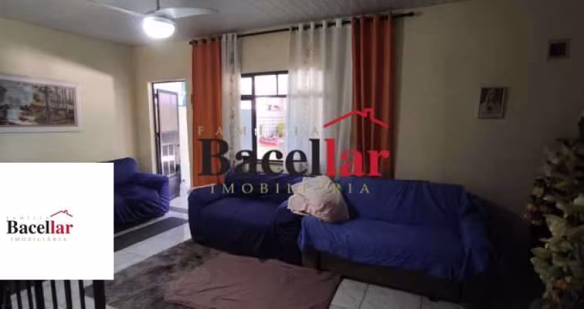 Casa comercial com 1 sala à venda na Rua Argeu de Almeida Soares, Estrela do Norte, São Gonçalo