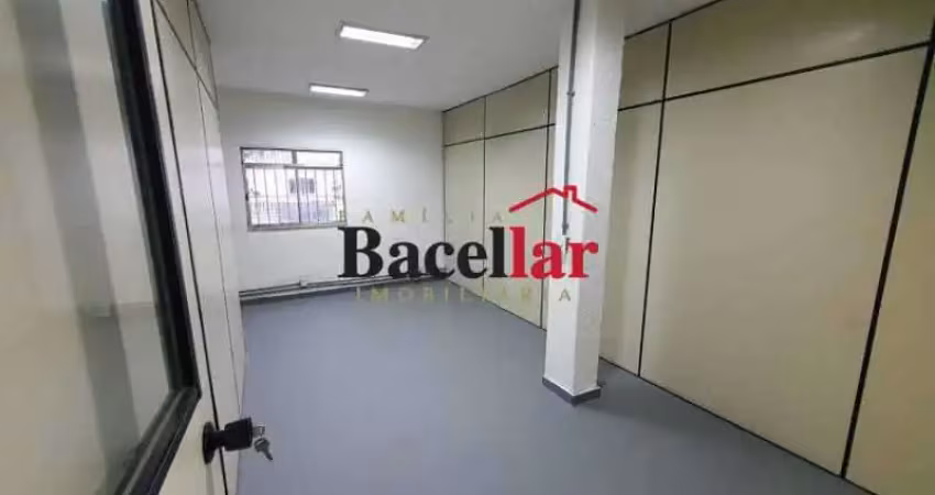 Casa em condomínio fechado com 8 quartos à venda na Rua Hugo Bezerra, Engenho de Dentro, Rio de Janeiro