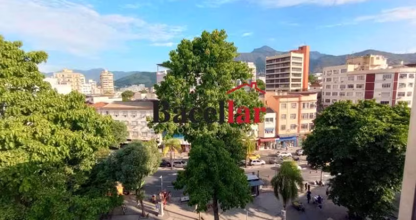 Apartamento com 2 quartos para alugar na Rua Dias da Cruz, Méier, Rio de Janeiro