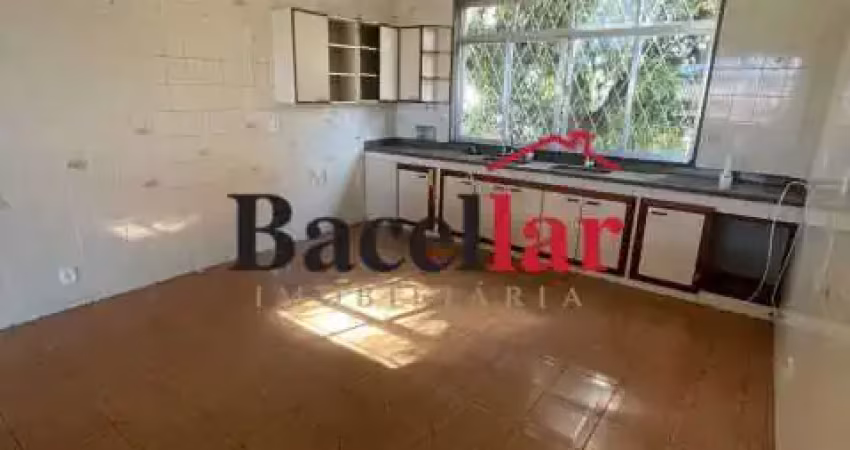 Casa com 3 quartos à venda na Travessa Melquíades, Penha Circular, Rio de Janeiro