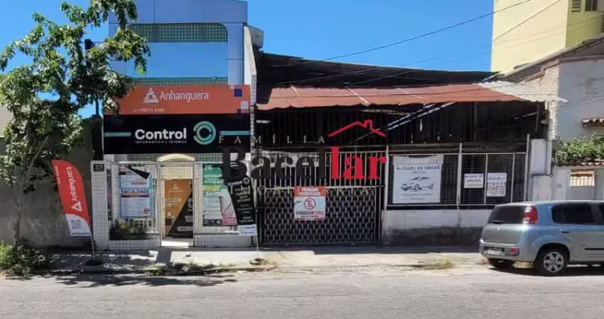 Barracão / Galpão / Depósito para alugar na Rua Angélica Mota, Olaria, Rio de Janeiro