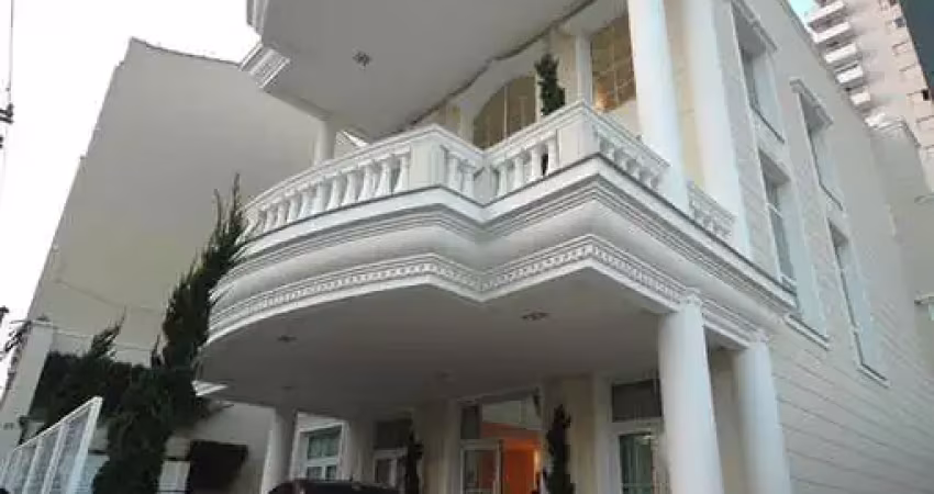 Prédio à venda, 1700 m² por R$ 15.300.000,00 - Vila Mariana - São Paulo/SP
