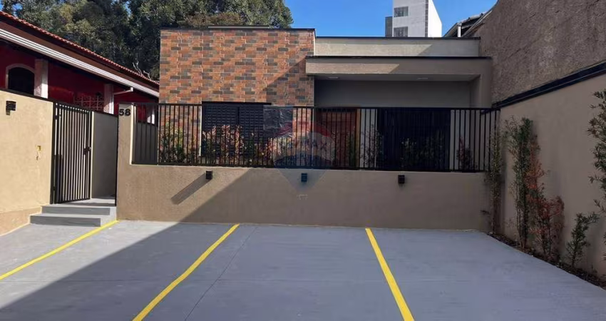 Casa nova em Condomínio no Centro de Extrema!