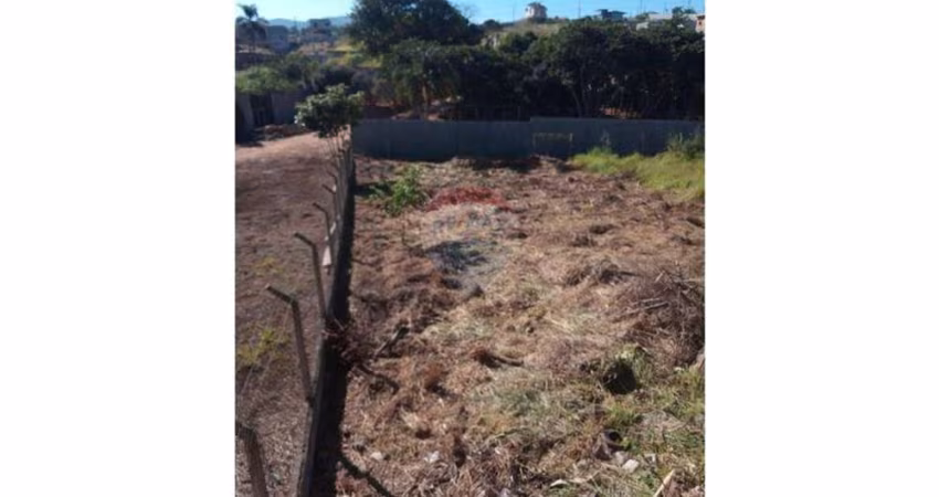 TERRENO dos Seus Sonhos em Atibaia, SP! PREÇO ABAIXO DE MERCADO