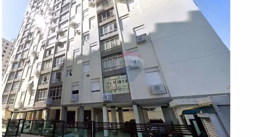 Apartamento em santos: refúgio e investimento ideal!