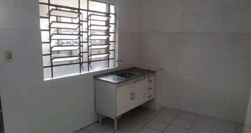 Casa com 1 dormitório para alugar, 35 m² por R$ 950,00/mês - Jabaquara - São Paulo/SP