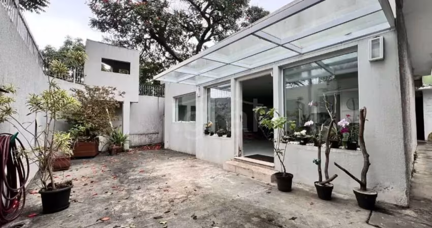 Sobrado com 3 dormitórios para alugar, 200 m² por r$ 17.741,01/mês - moema - são paulo/sp