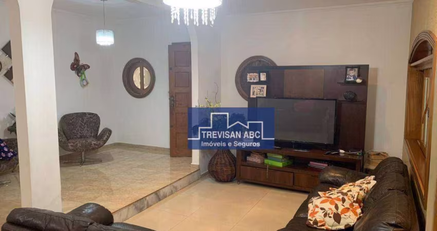 Sobrado à venda na Vila Euclides/SBC- 4 Dorms, sendo 2 suítes, quintal com churrasqueira e 3 vagas; 200 m².