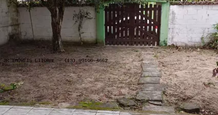 Casa para Venda em Itanhaém, Jardim Suarão, 1 dormitório, 1 banheiro, 8 vagas