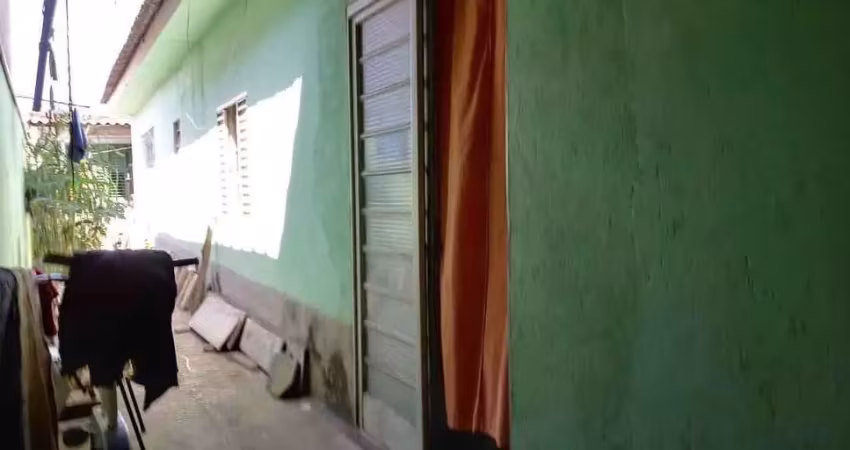 Casa com 3 quartos para alugar no Jardim Andorfato, Bauru 