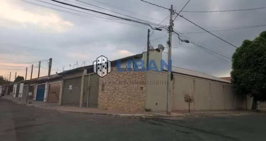 EXCELENTE RESIDÊNCIA ALTO PARAÍSO