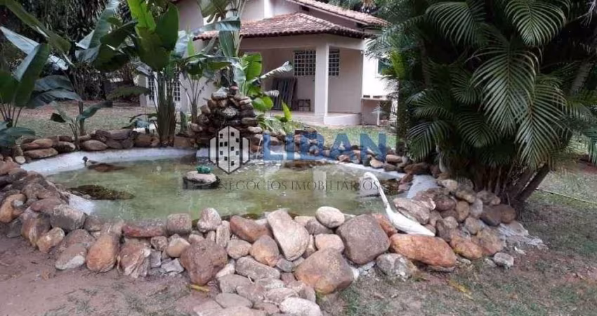 LINDA CHÁCARA DENTRO DA CIDADE 5 min DA VILA DUTRA!!!