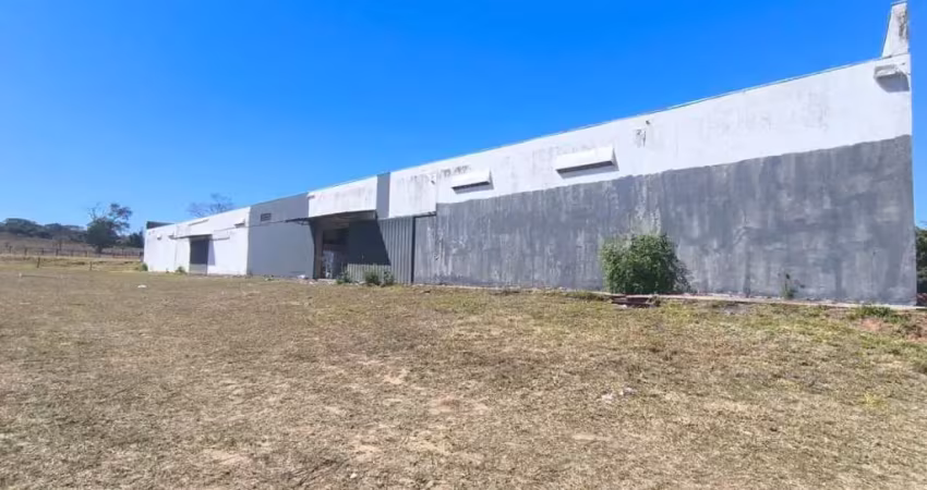 Frente para rodovia galpão para aluguel com 3000 m² em  bauru - piratininga