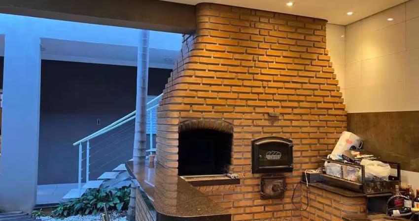 Casa com 4 quartos à venda no Centro, Pederneiras 
