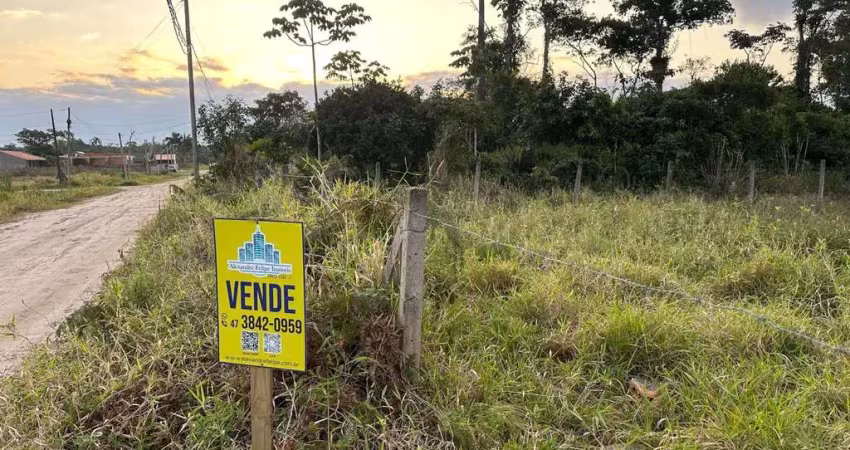 Terreno à venda na Loteamento Albatroz, Praia do Ervino, São Francisco do Sul