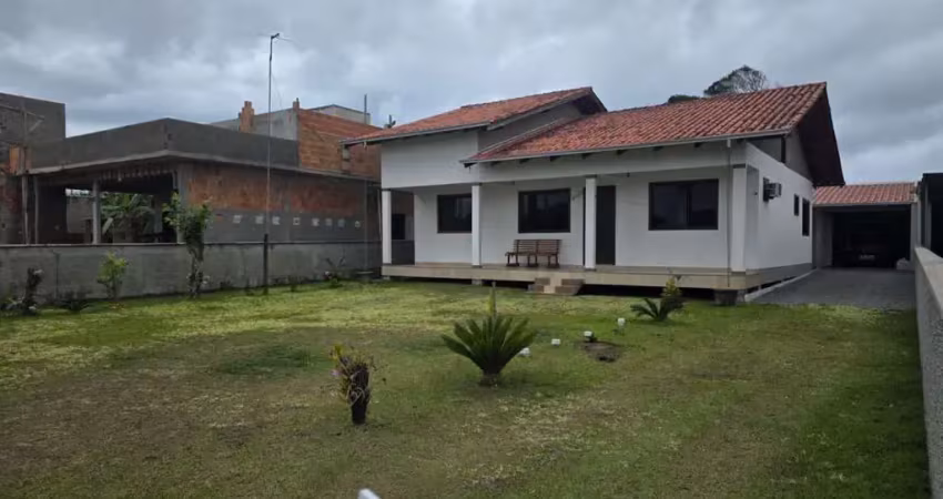 Casa com 3 quartos à venda na Av. Claudiomiro Vizoto, 779, Praia do Ervino, São Francisco do Sul