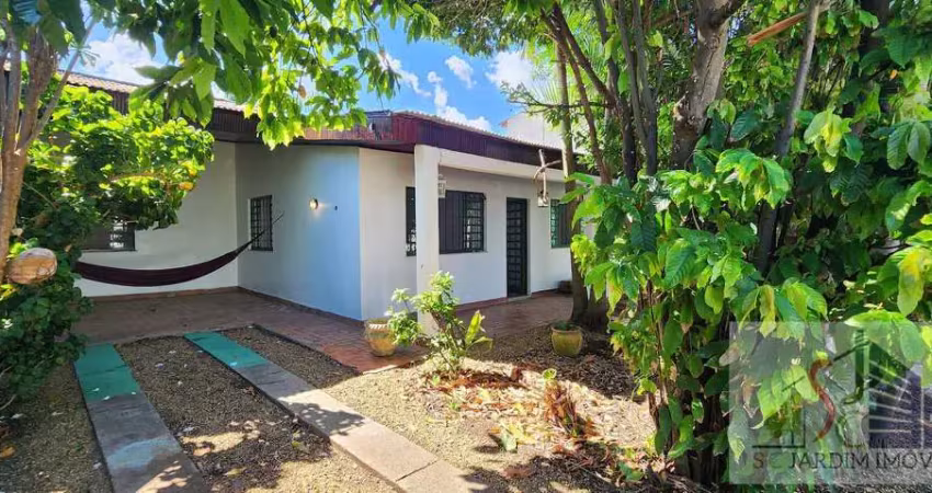 Conjunto residencial tiradentes - vendo casa com terreno de 450m², aleixo.