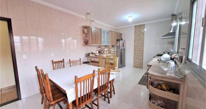 Casa com 3 dormitórios à venda, 140 m² por R$ 1.250.000,00 - Bosque dos Eucaliptos - São José dos Campos/SP
