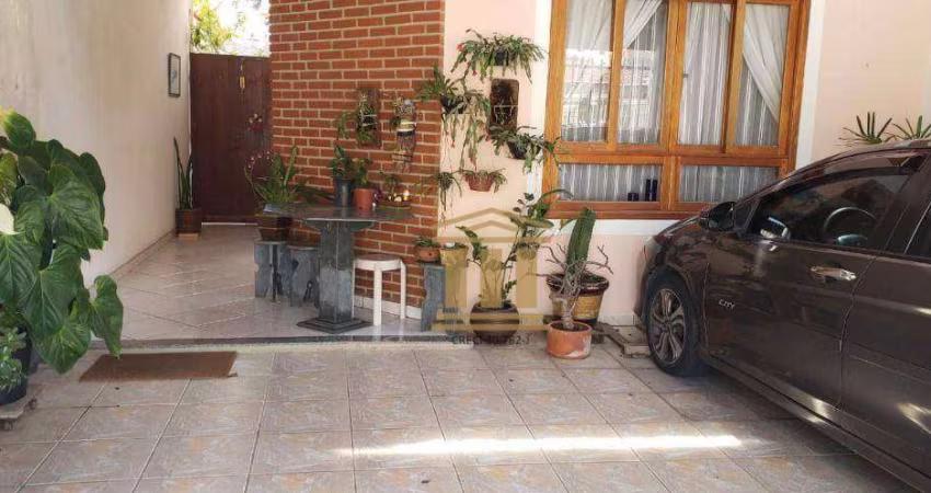 Casa com 4 dormitórios à venda, 125 m² por R$ 692.000,00 - Bosque dos Eucaliptos - São José dos Campos/SP