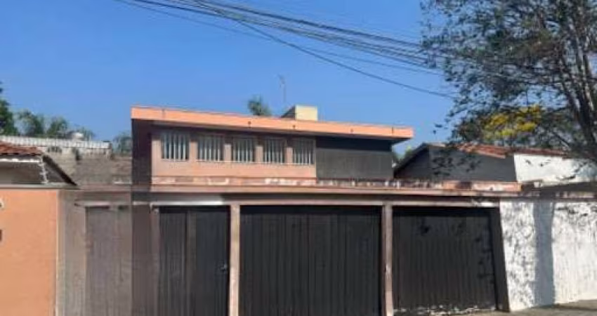Sobrado com 4 dormitórios para alugar, 190 m² por R$ 5.690,00 - Vila Betânia - São José dos Campos/SP