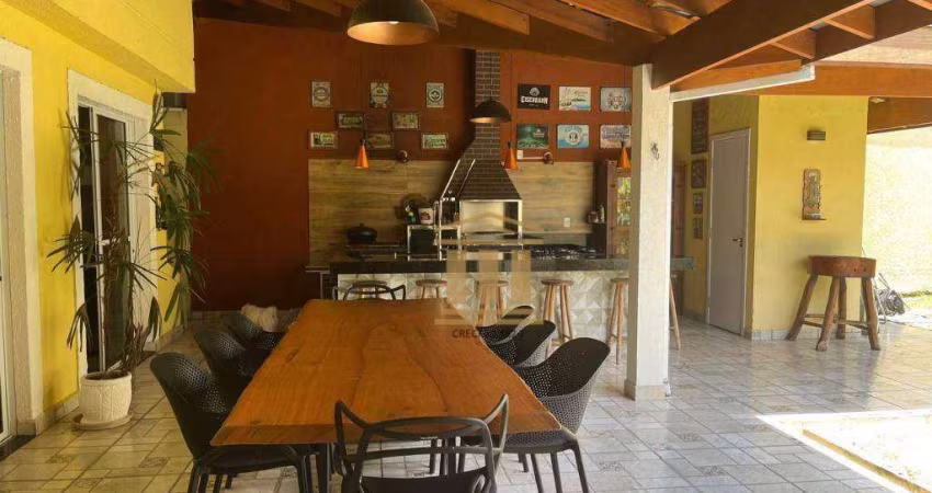 Casa com 3 dormitórios à venda, 175 m² por R$ 1.378.000,00 - Villa Branca - Jacareí/SP